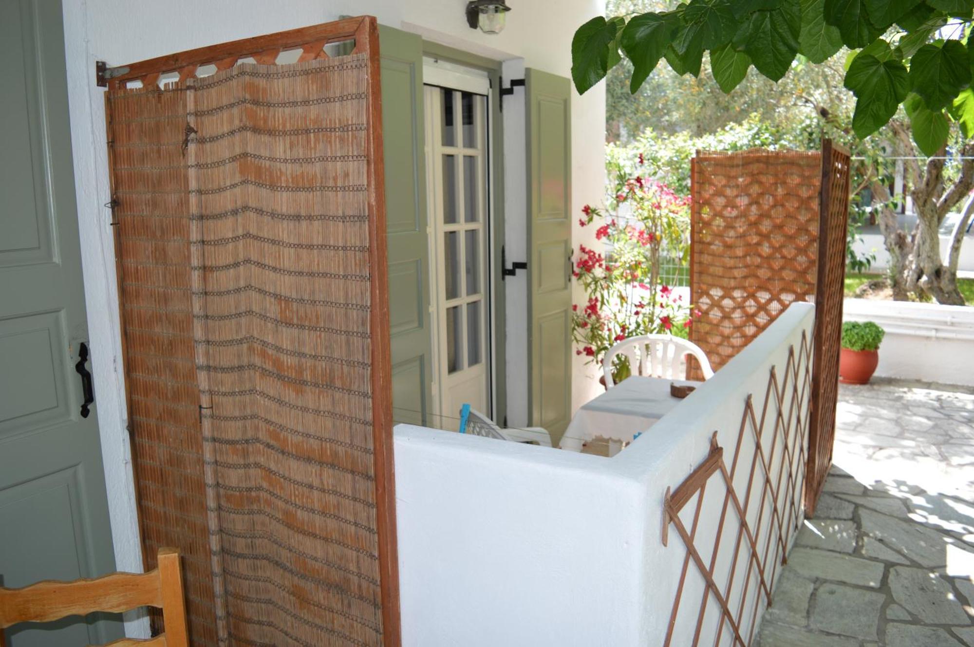 Anna George Studios Stafylos Habitación foto